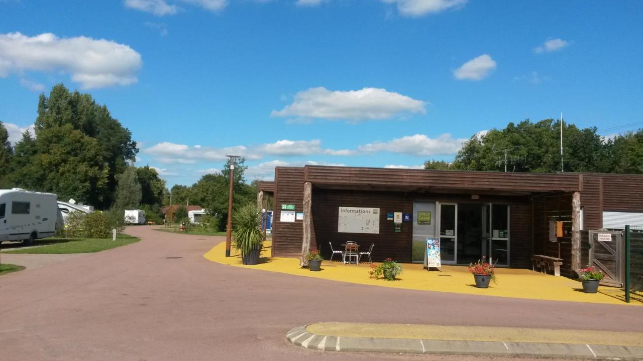 Onlycamp Le Pont Romain Yvré-lʼÉvêque エクステリア 写真