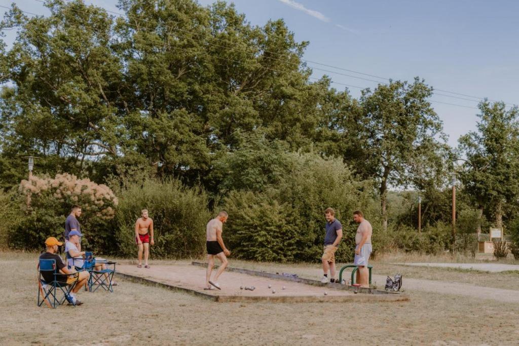 Onlycamp Le Pont Romain Yvré-lʼÉvêque エクステリア 写真