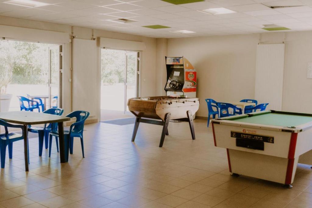 Onlycamp Le Pont Romain Yvré-lʼÉvêque エクステリア 写真